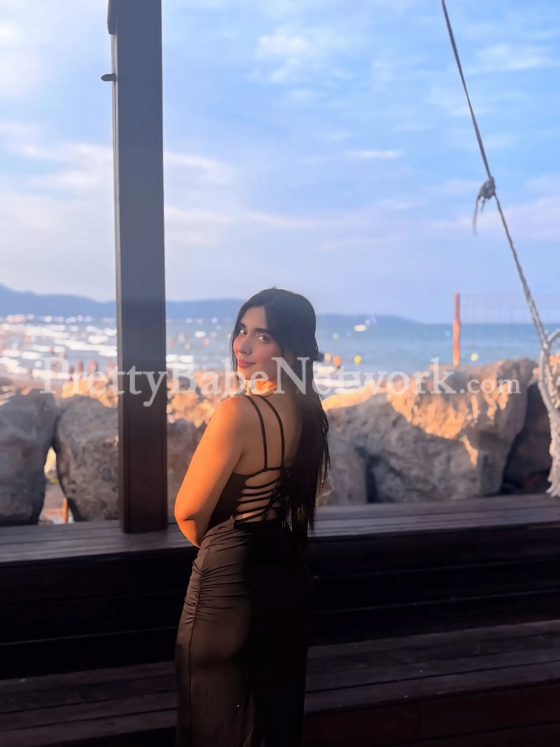 Tanvi—One of the Best Kurla Escorts for Luxury Companionship & Sex